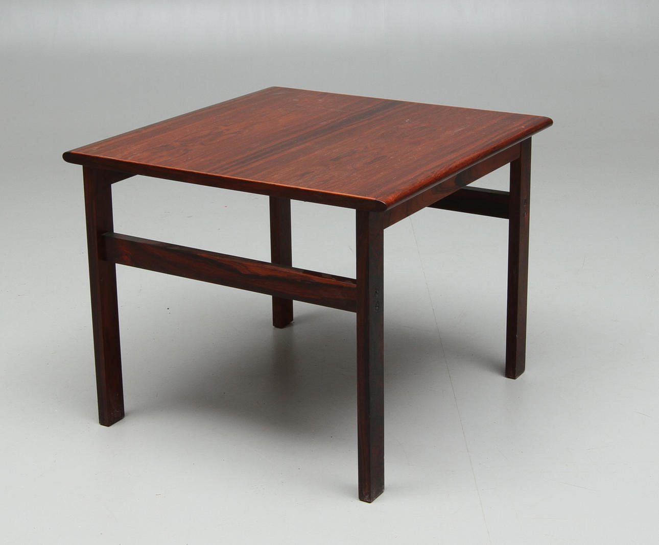 LAMPBORD, jakaranda, möjligen Danmark, 1900-tal.