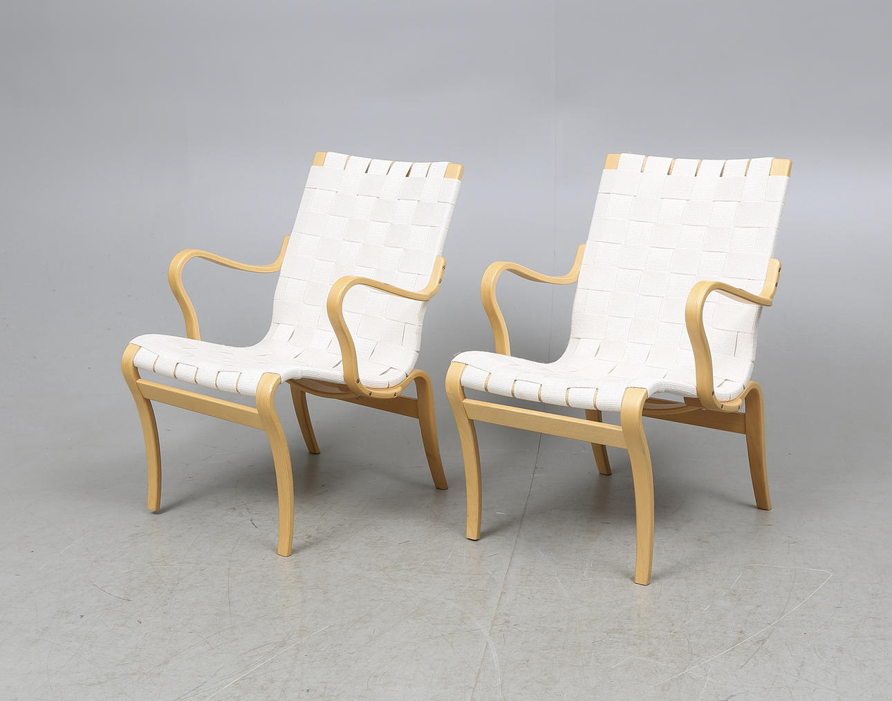 KARMSTOLAR, ett par, "Mina", Bruno Mathsson, Mathsson International, 1997.