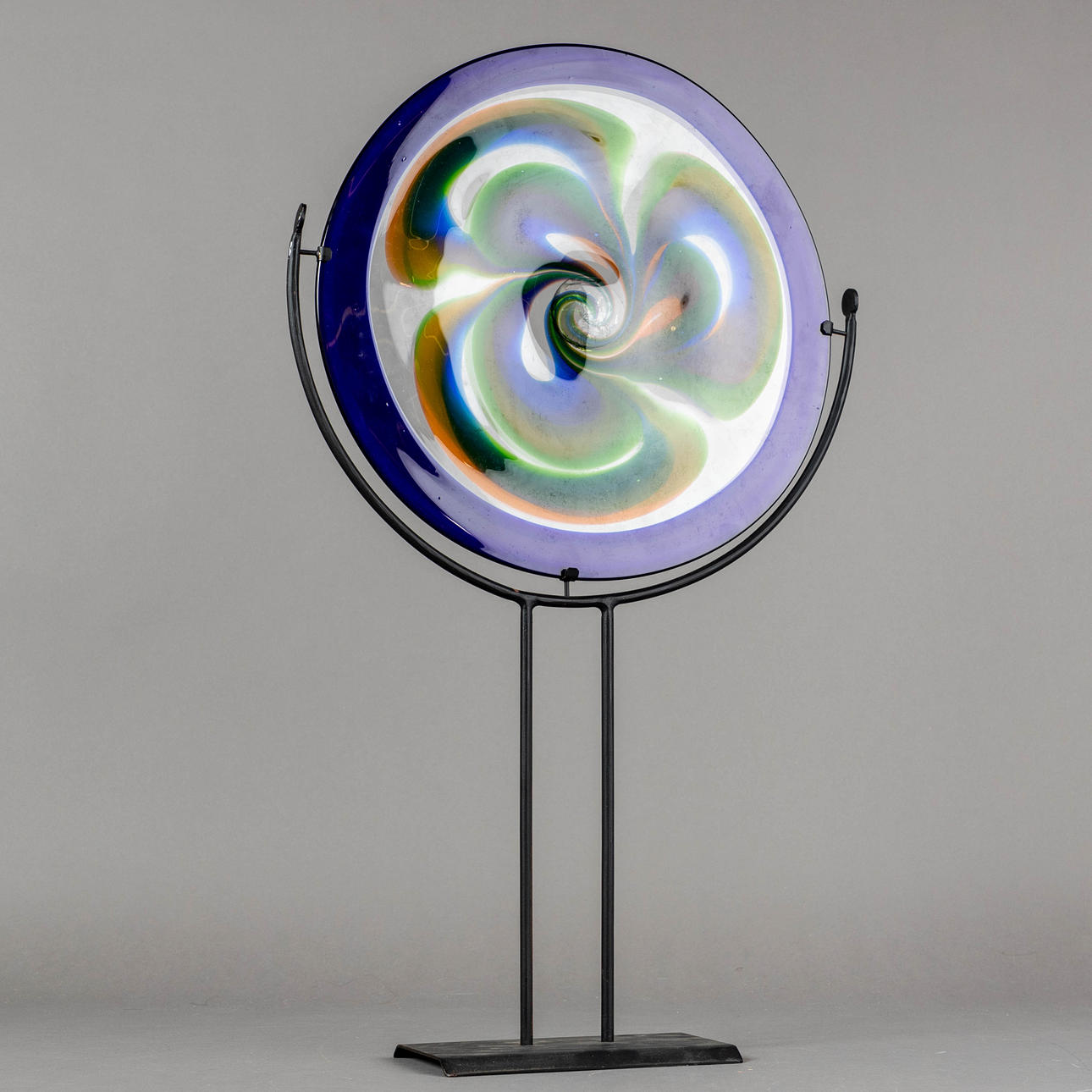 Boda. konst glas. 2:a Hälften av den 20: e århundrade.