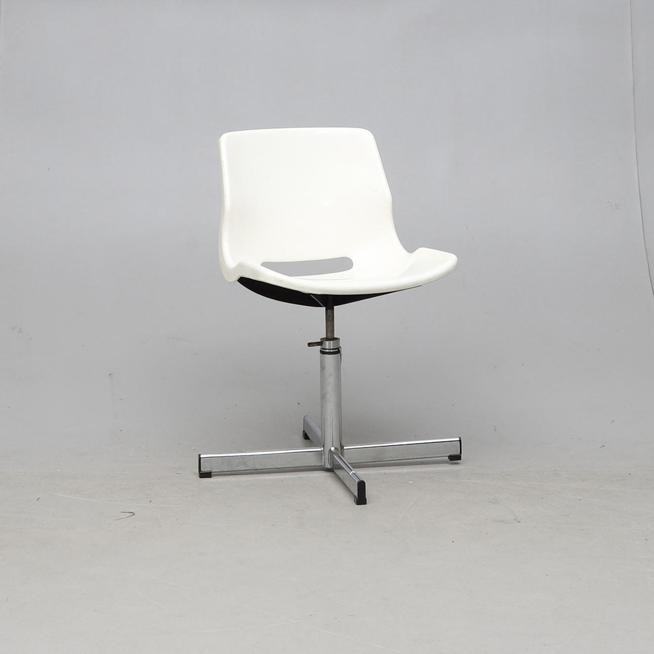 Stuhl, Svante Schöblom, Overman.