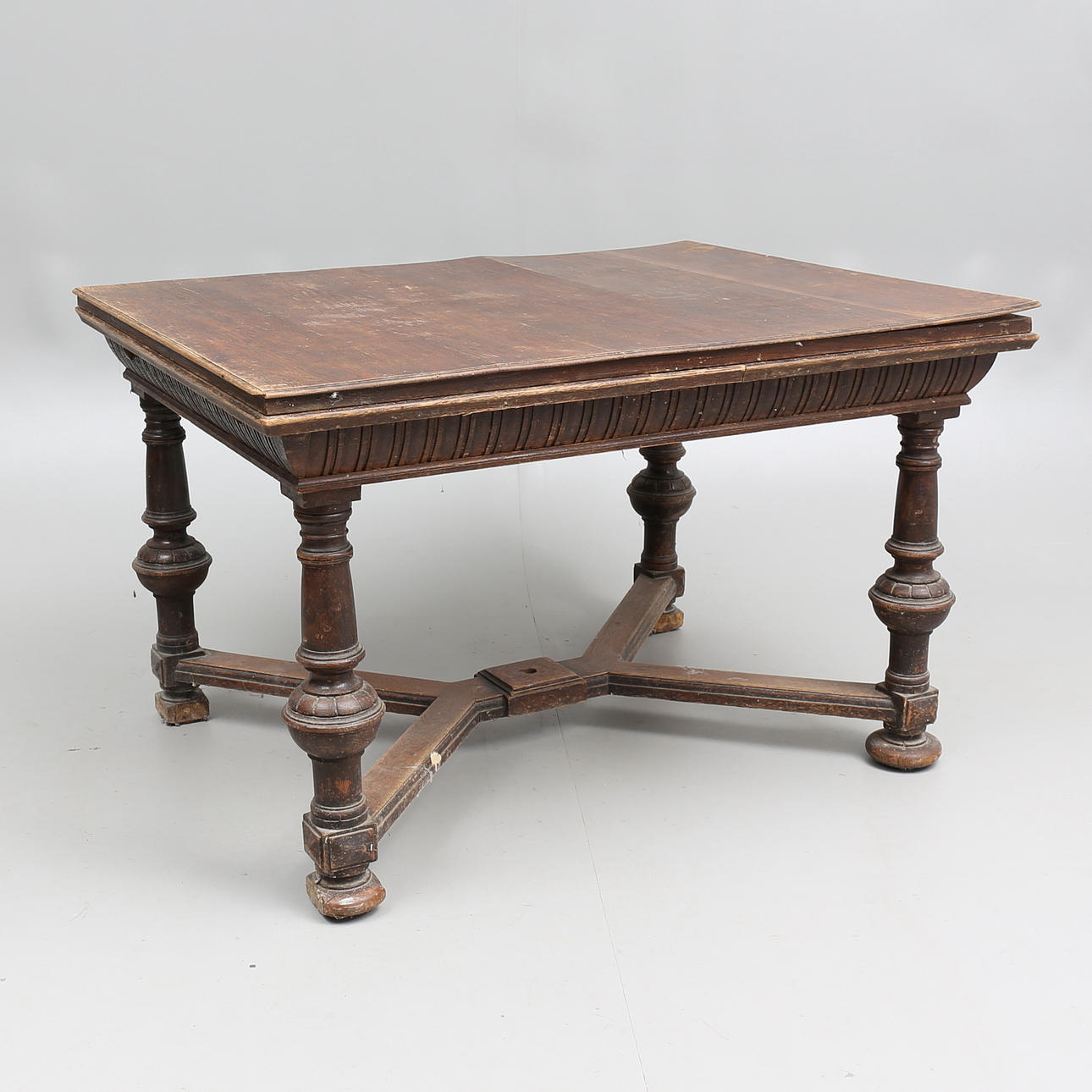 MATSALSBORD, nyrenässans, 1800-talets slut.