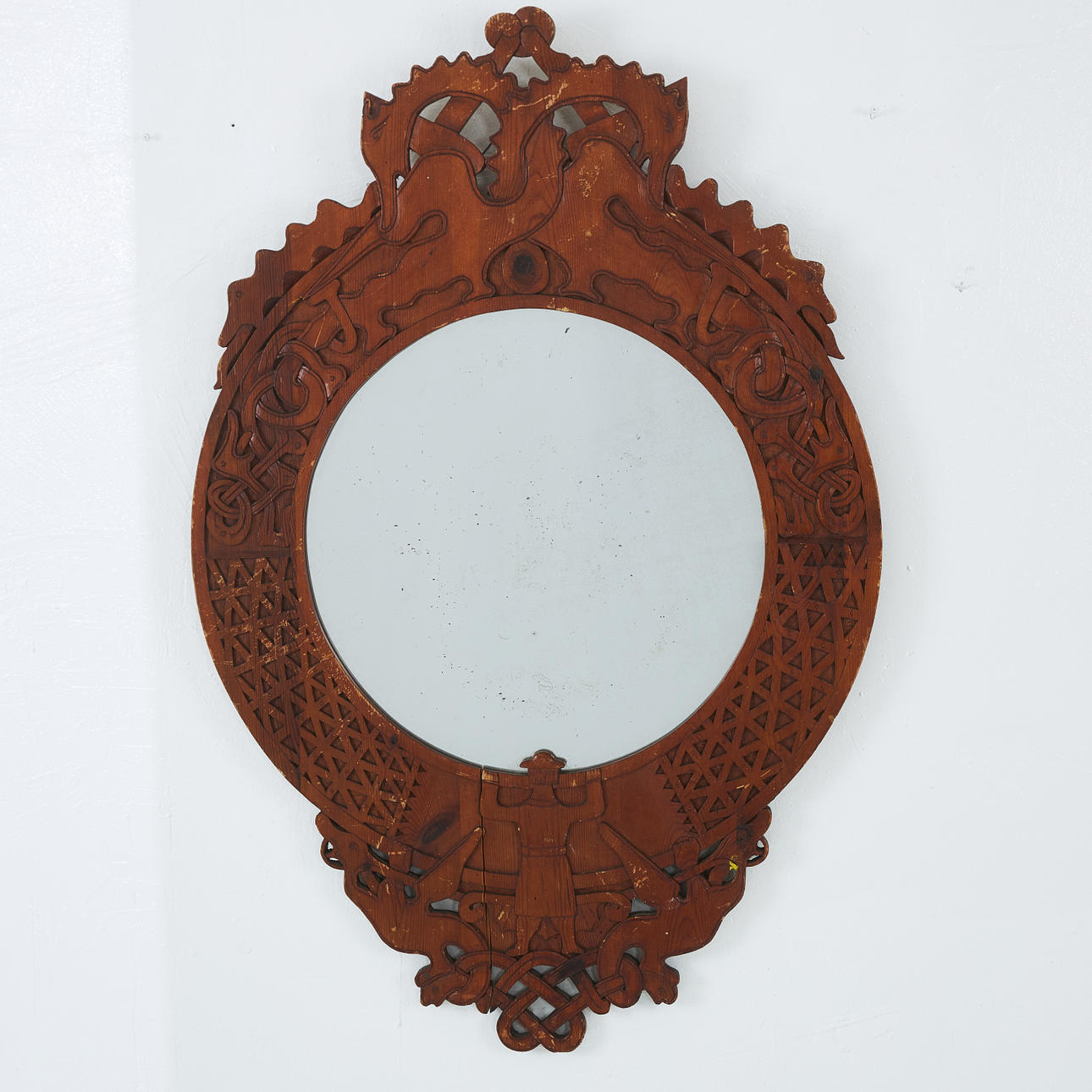 MIRROR, around 1900, pine, oval shape, openwork frame.