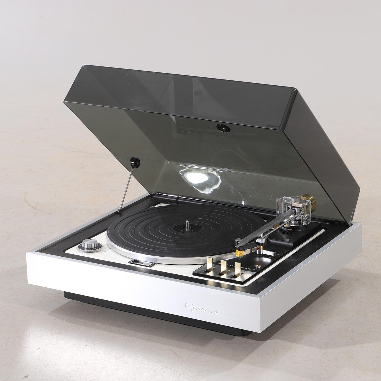 PLATESPILLER, Garrard Zero 100S.