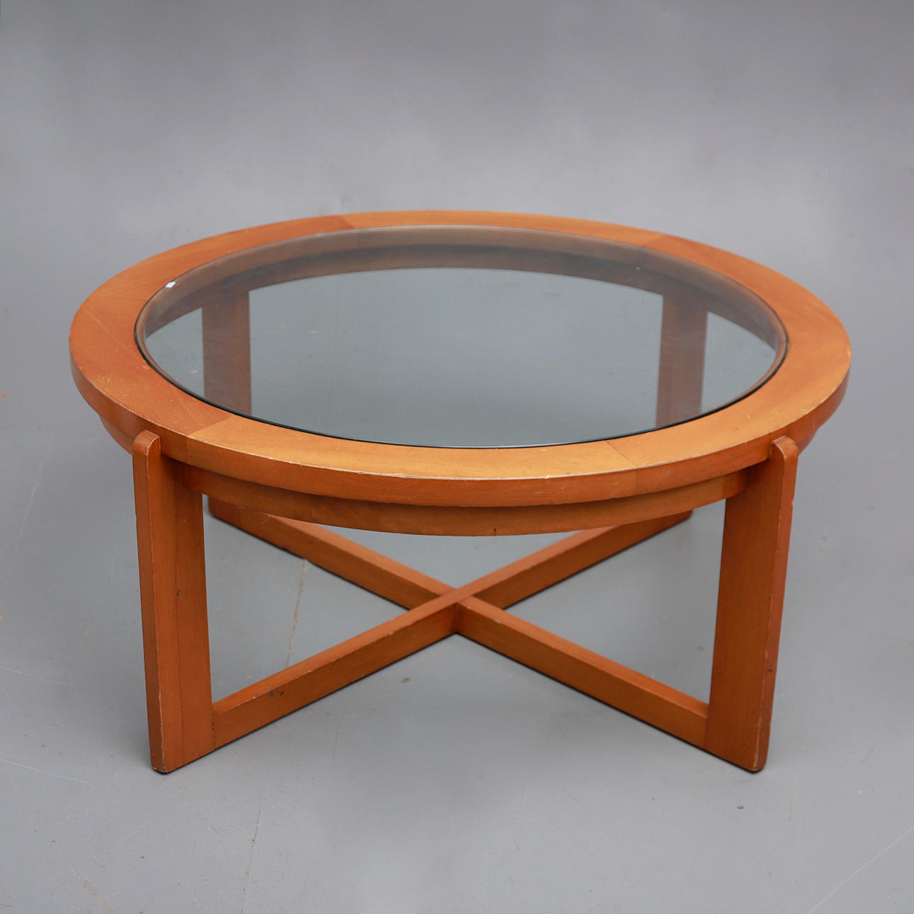 JORDI VILANOVA. Mesa baja.