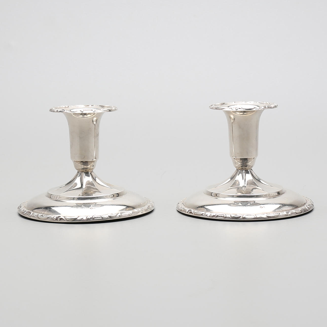 LJUSSTAKAR, silver, ett par.