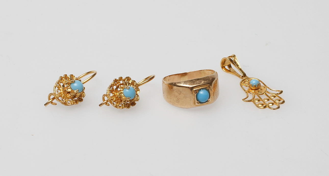 SMYCKESET, 18k guld, vikt ca 7,2 gr.