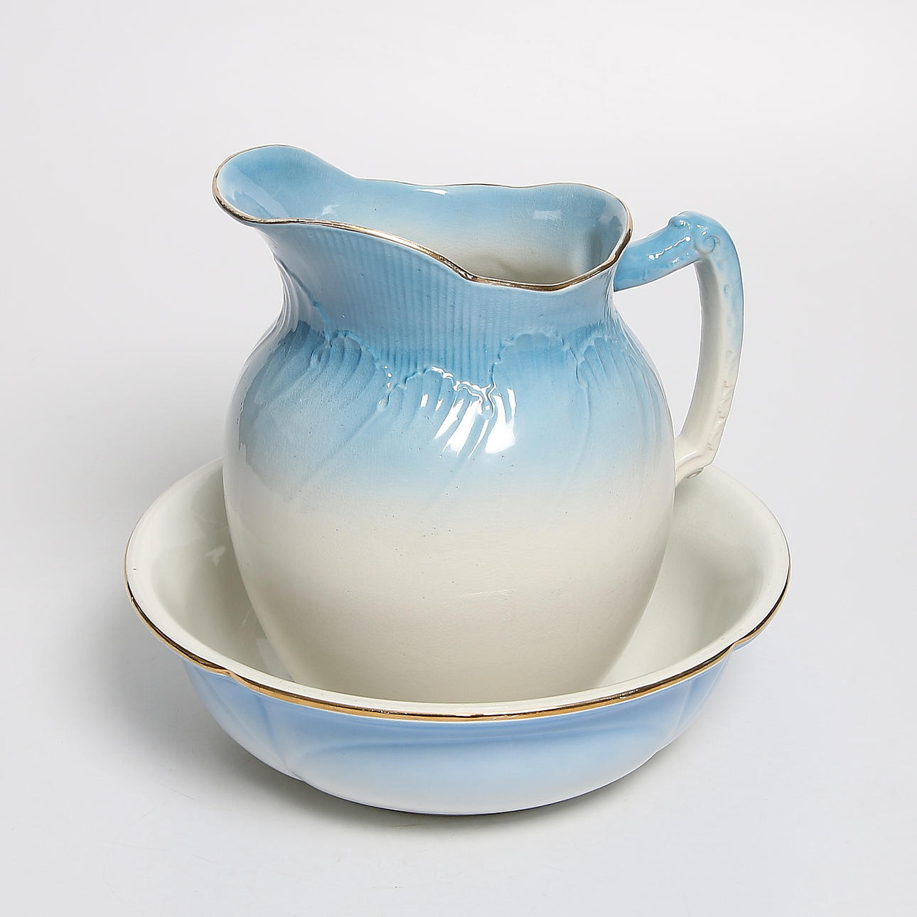 TVÄTTSERVIS, flintgods, Gustavsberg samt Gefle, 1900-talets första del.