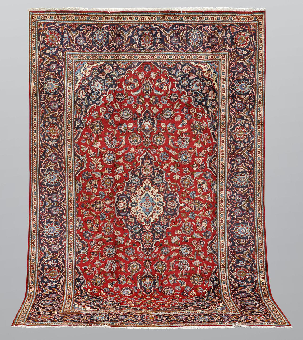 MATTA, persisk, keshan. Ca 312 x 202 cm.