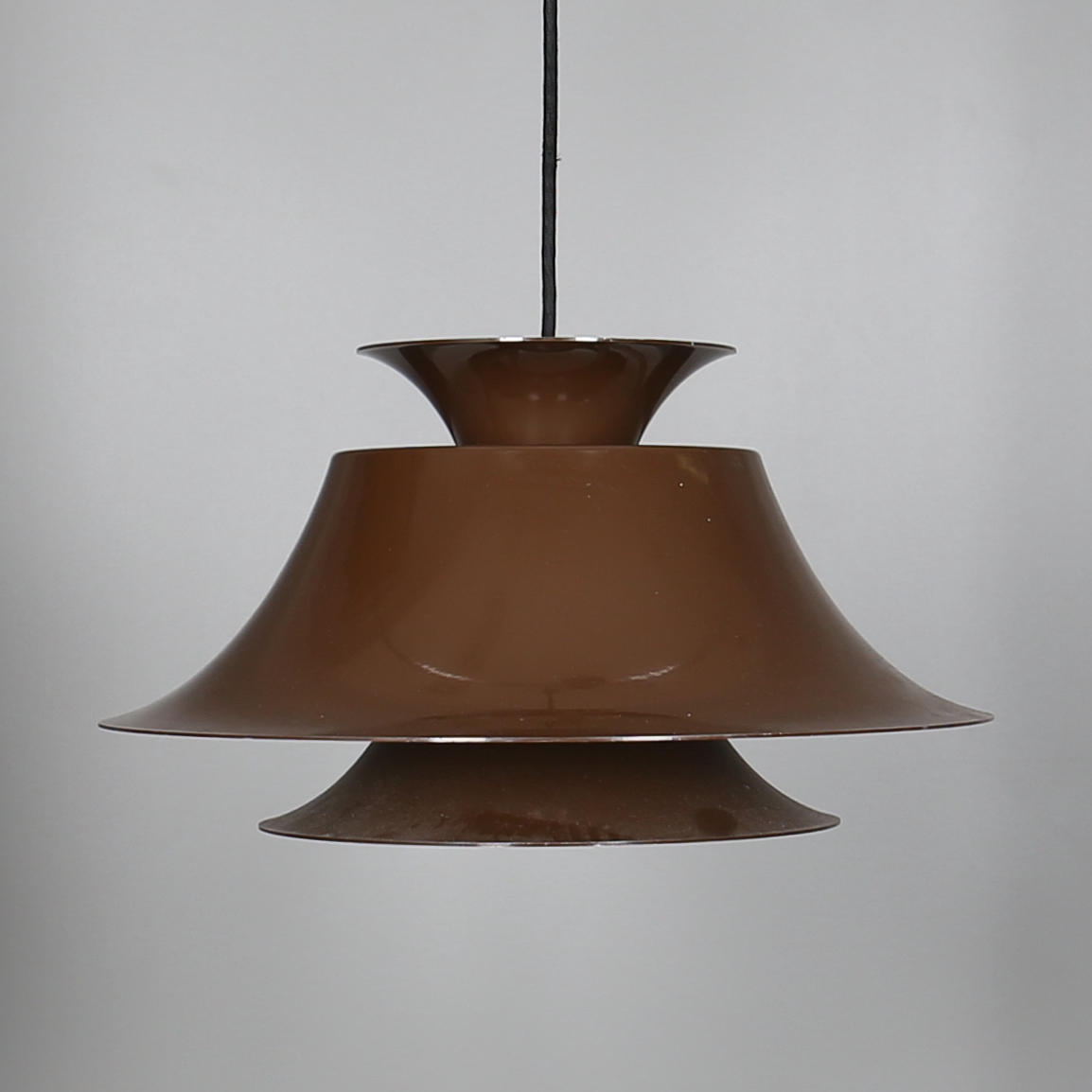 TAKLAMPA. "Radius" Erik Balslev. Fog & Mørup. Denmark. 1960-tal.