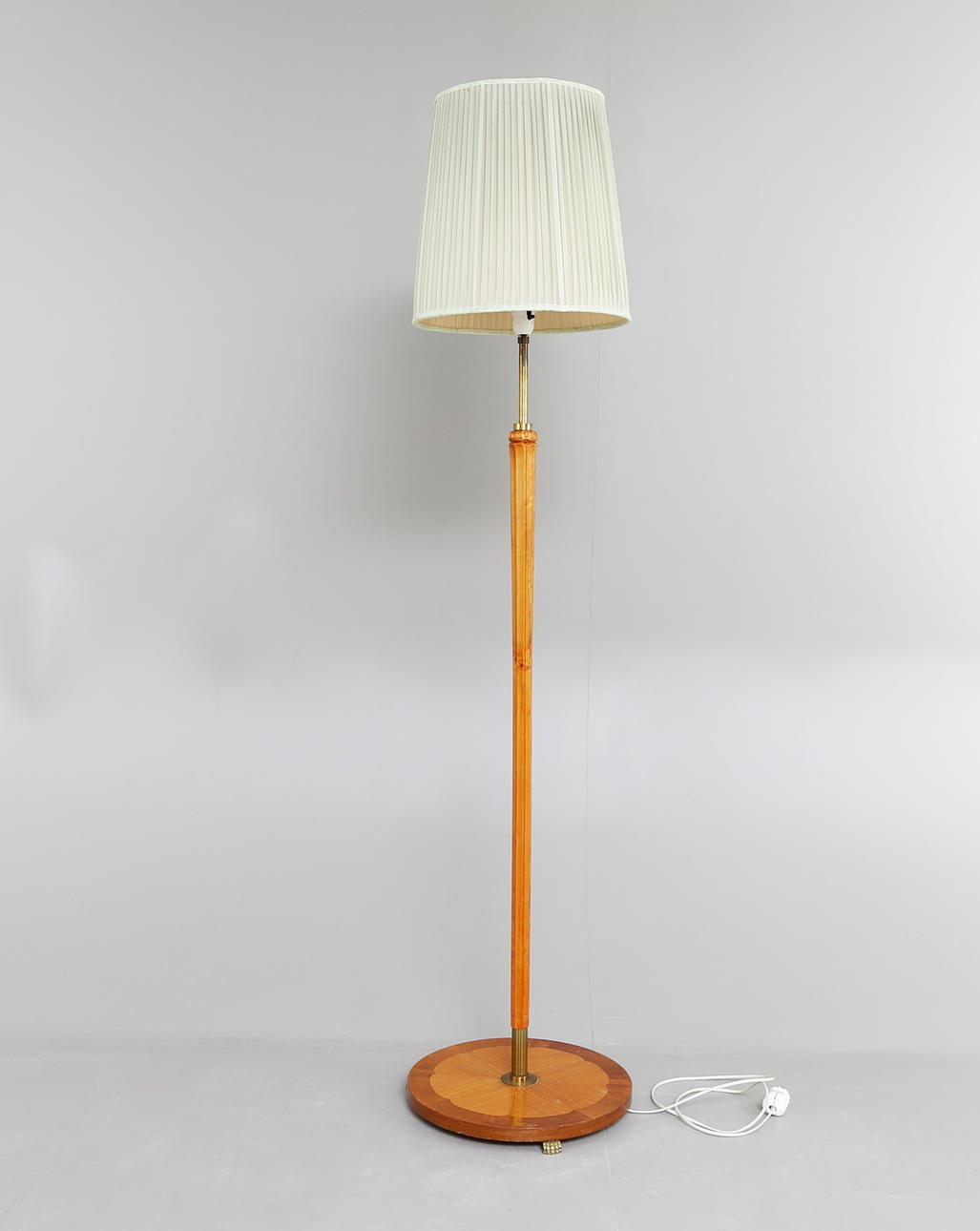 GOLVLAMPA, 1940/50-tal.