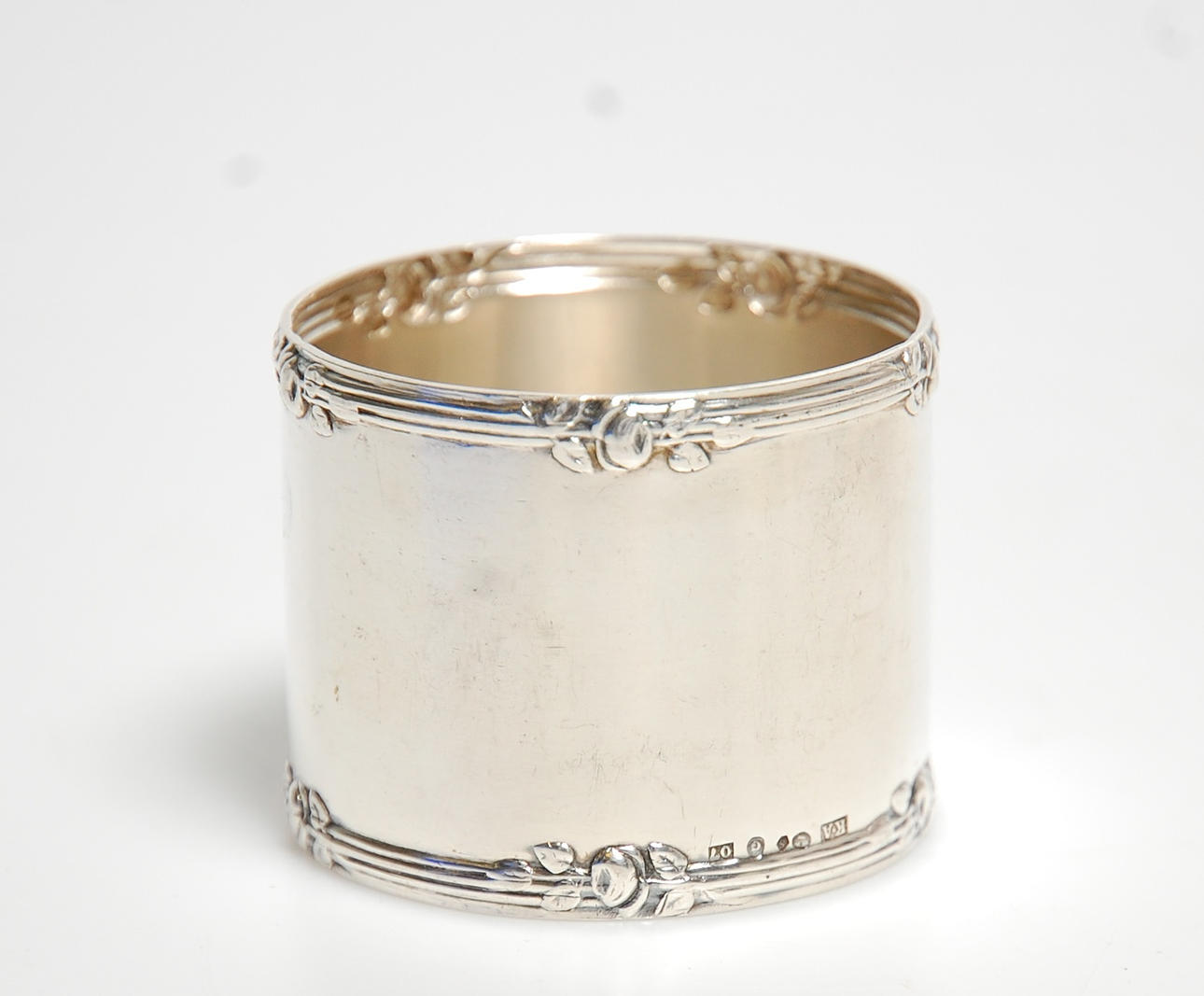 SERVETTRING, silver, Göteborg, 1916.