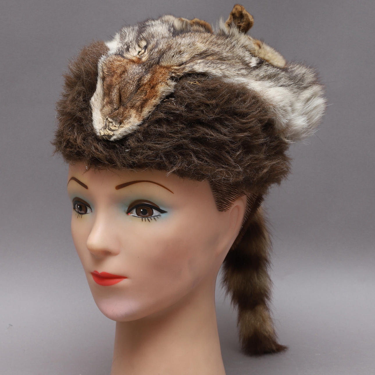 GORRO DE PIEL, mapache y zorro.