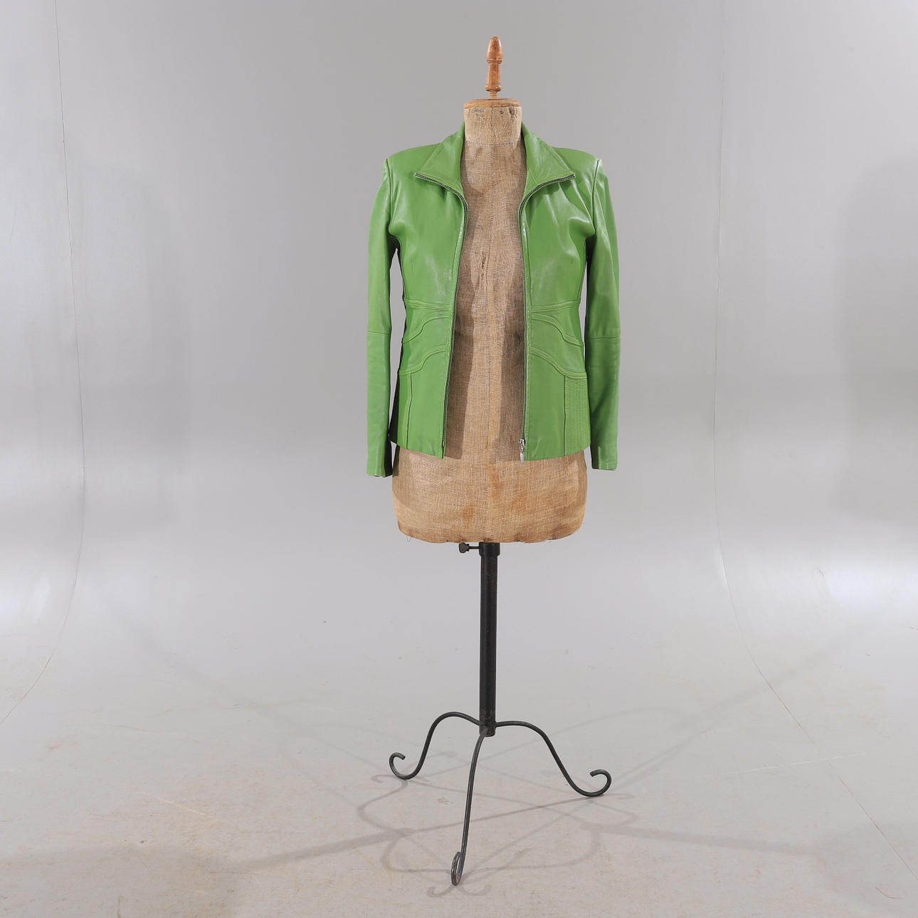 JACKE, Leder, Marie Lund, Kopenhagen.