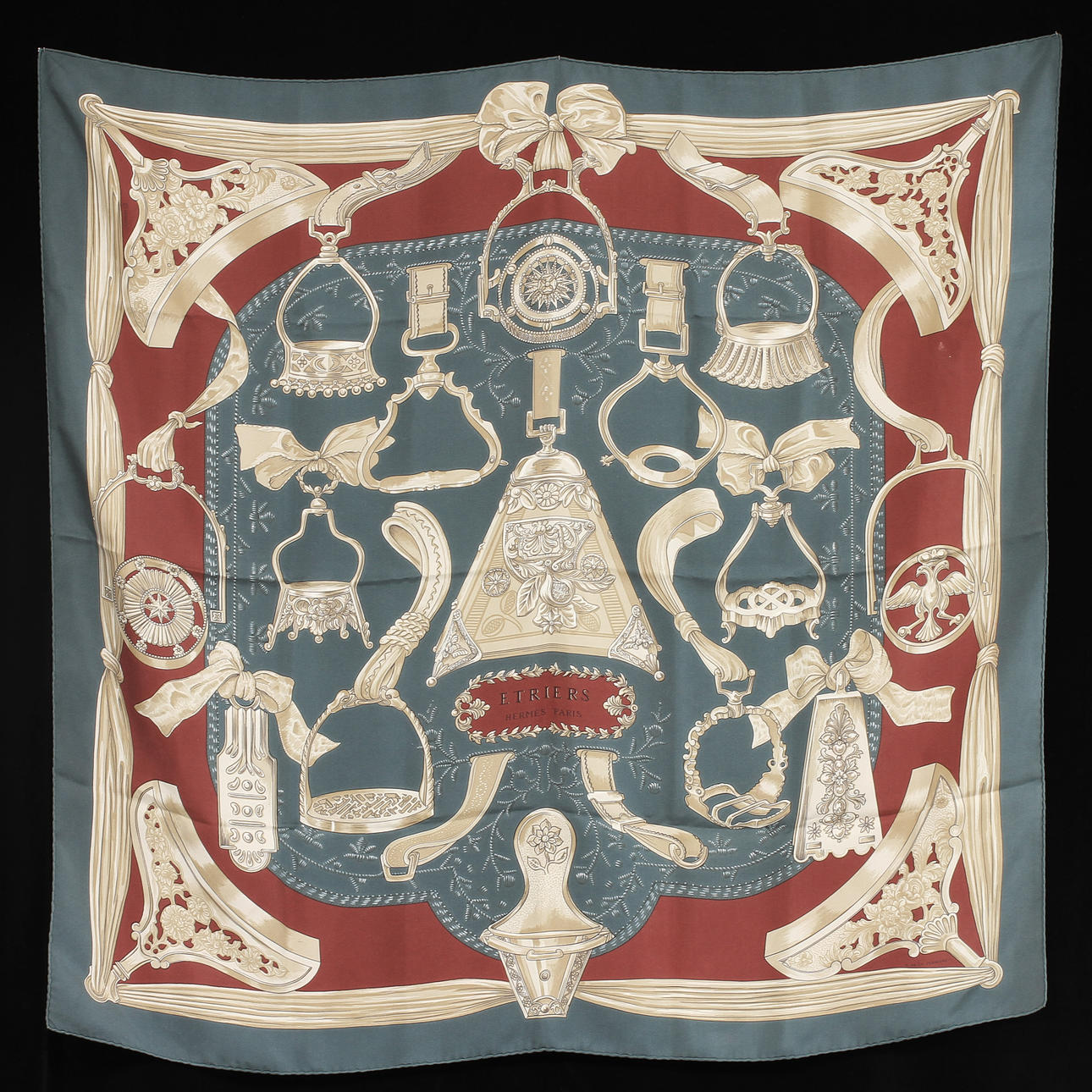 SCARF, Hermès, "Etriers".