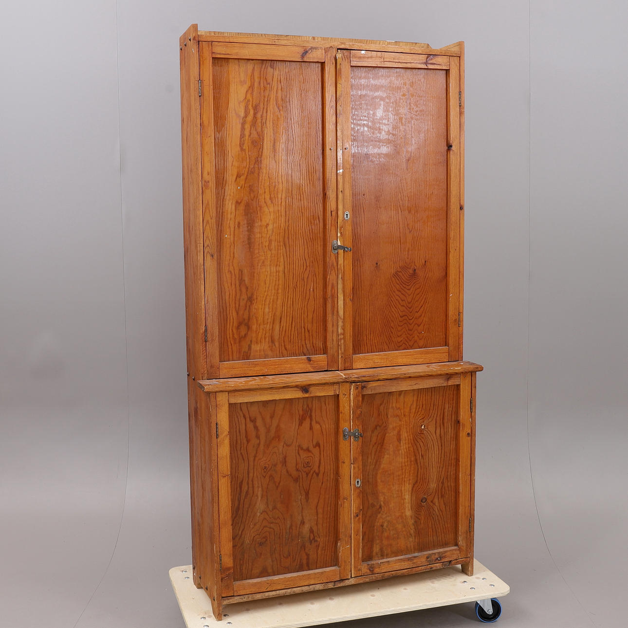 SCHRANK/SCHULSCHRANK, Mitte 20. Jahrhundert.