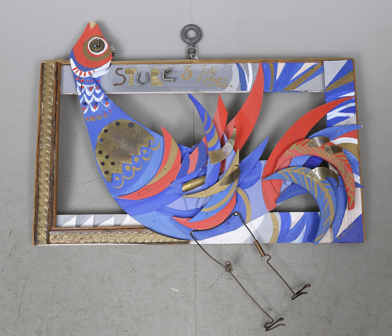 OIDENTIFIERAD KONSTNÄR. Väggskulptur.