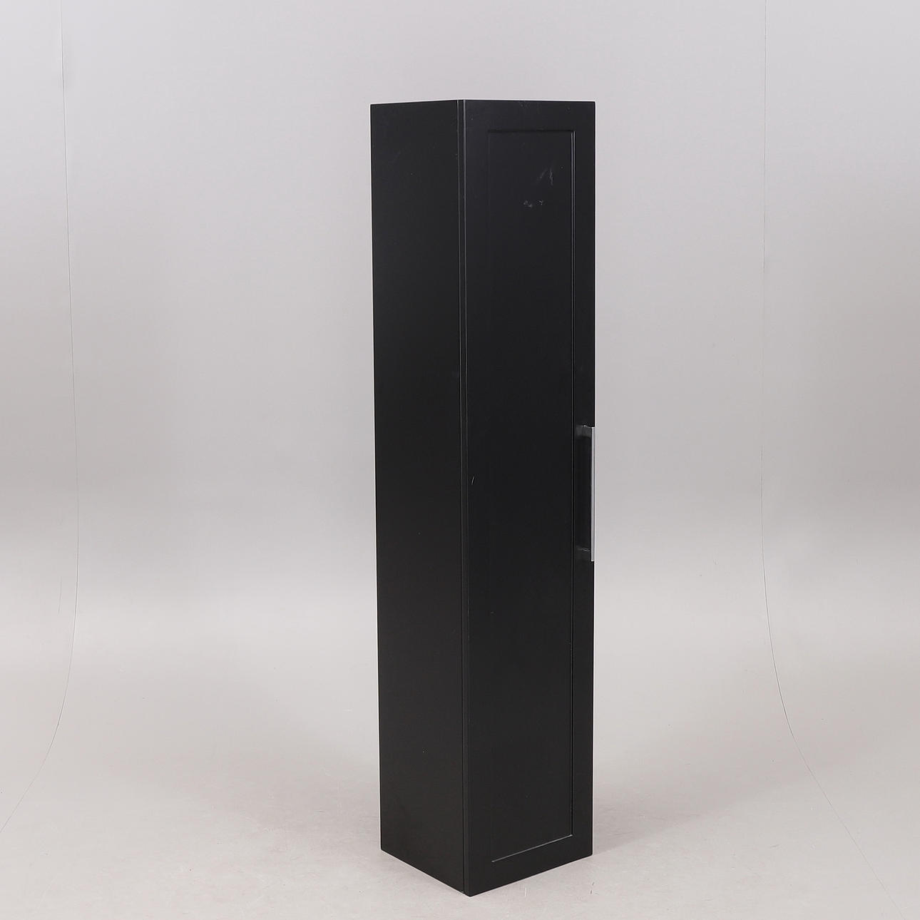 BADRUMSSKÅP, Noro Polo högskåp.