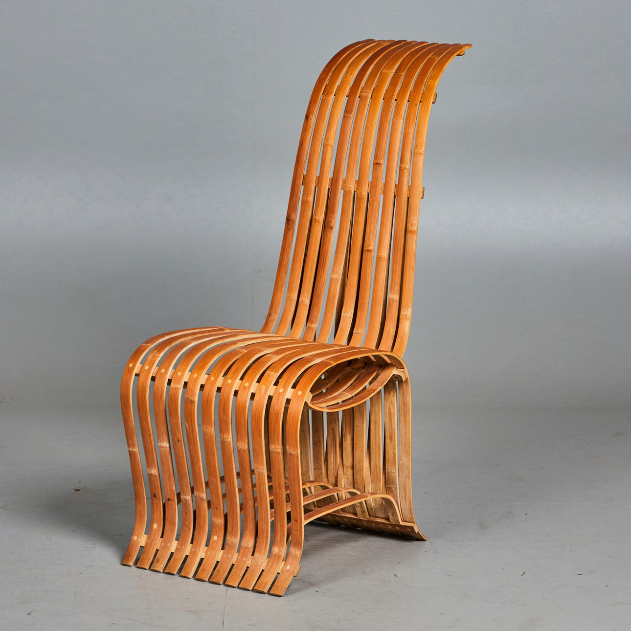 Silla, madera curvada, años 80.