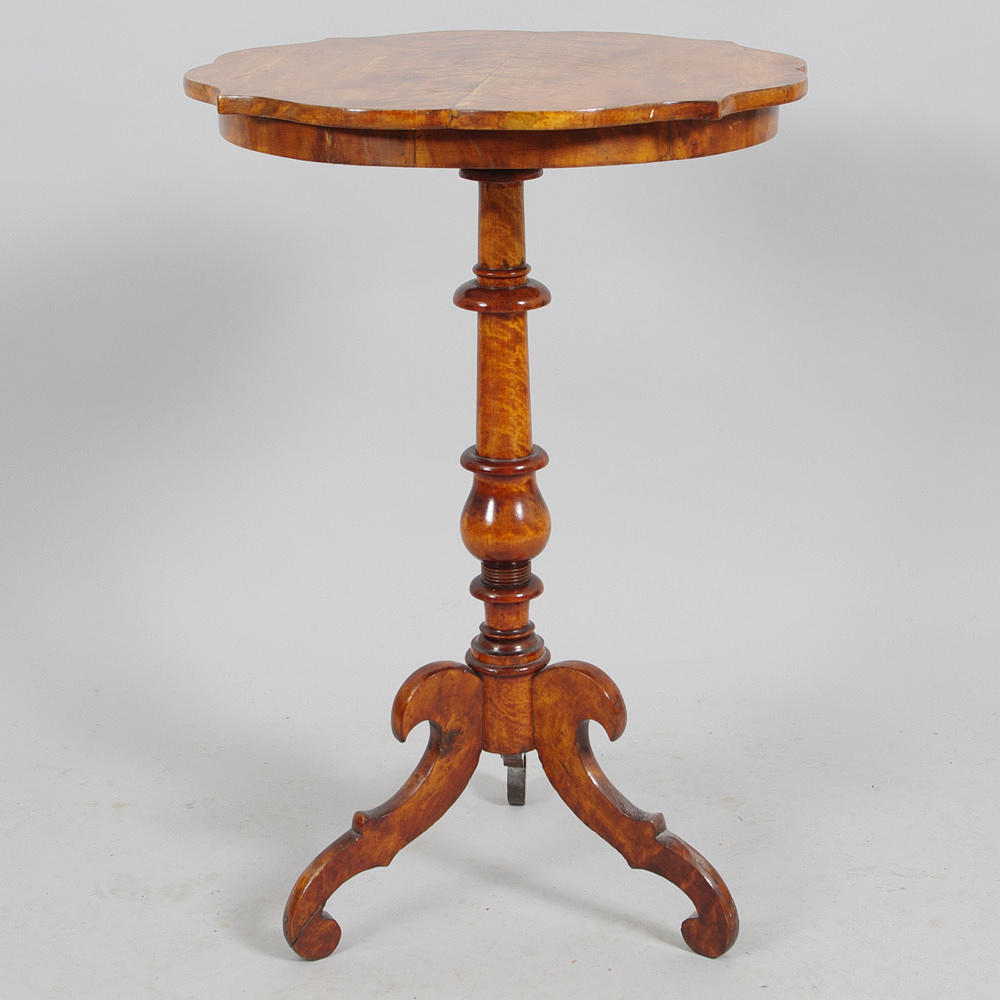 PELARBORD, björk, rokokostil, sent 1800-tal.