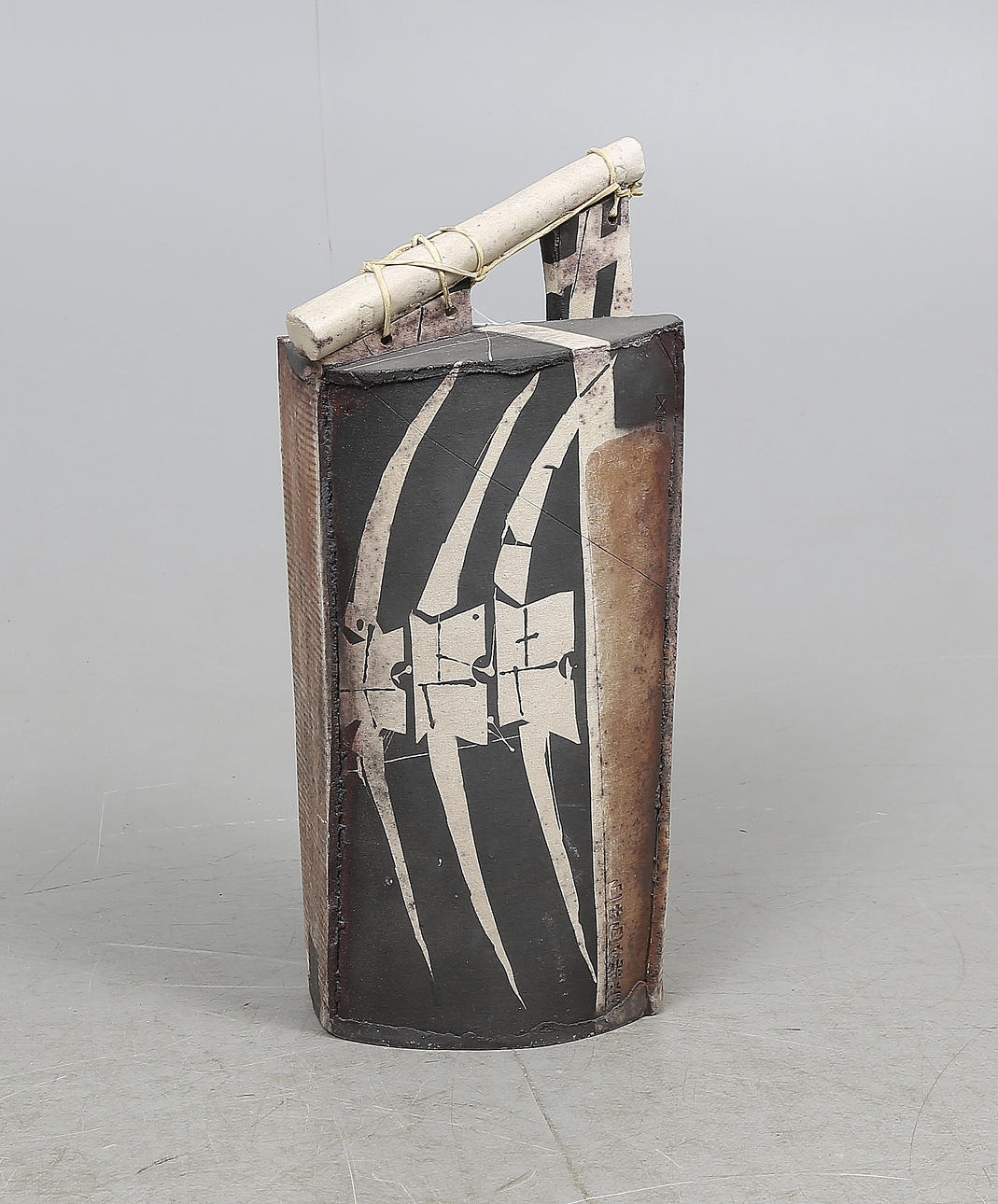 IGOR CHARTJENKO. Skulptur.