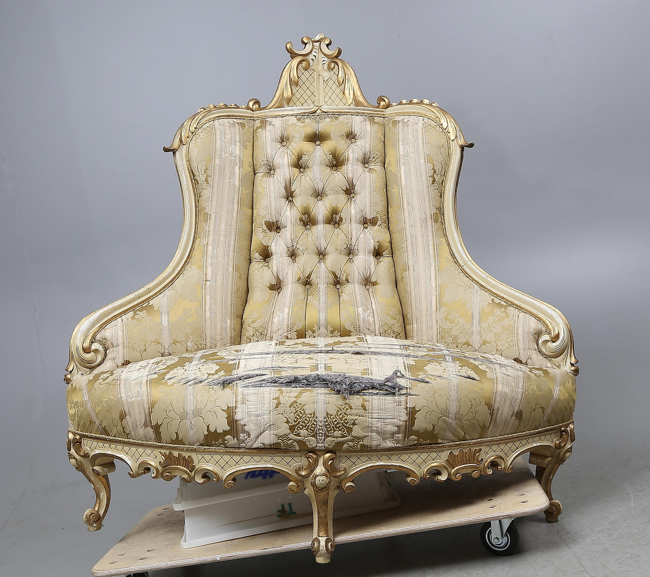 SOFFA, hörnmodell, rokokostil, 1900-talets första hälft.