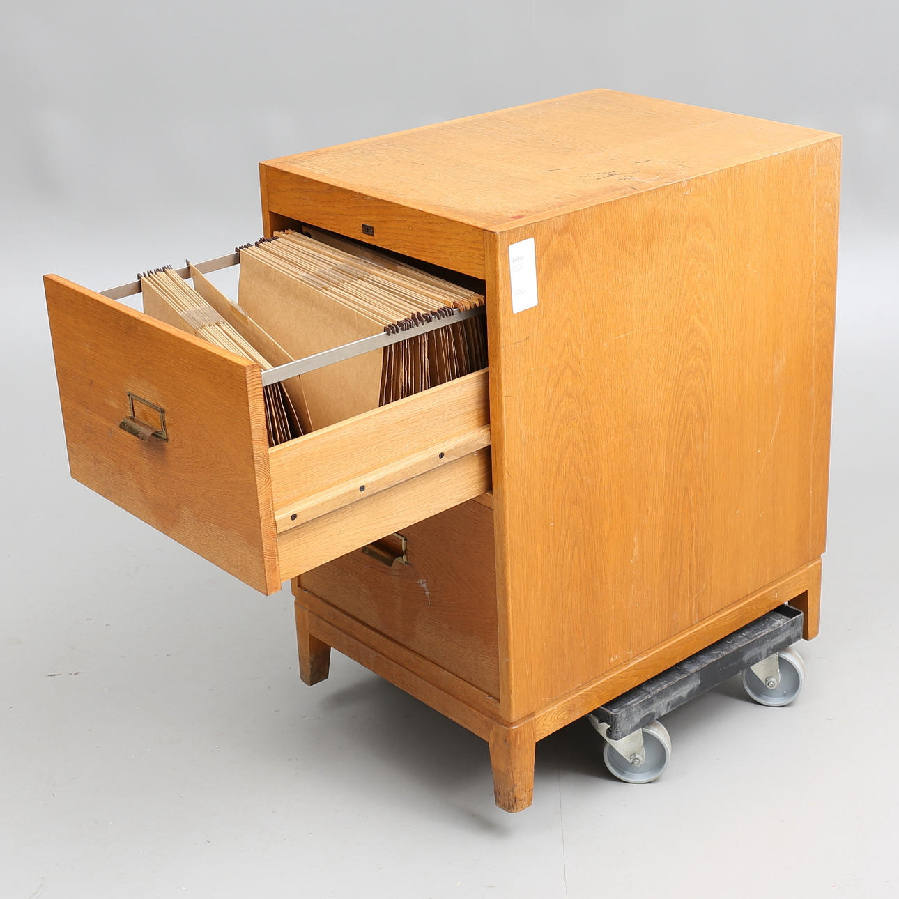 DOKUMENTSKÅP, 1900-talets första hälft.