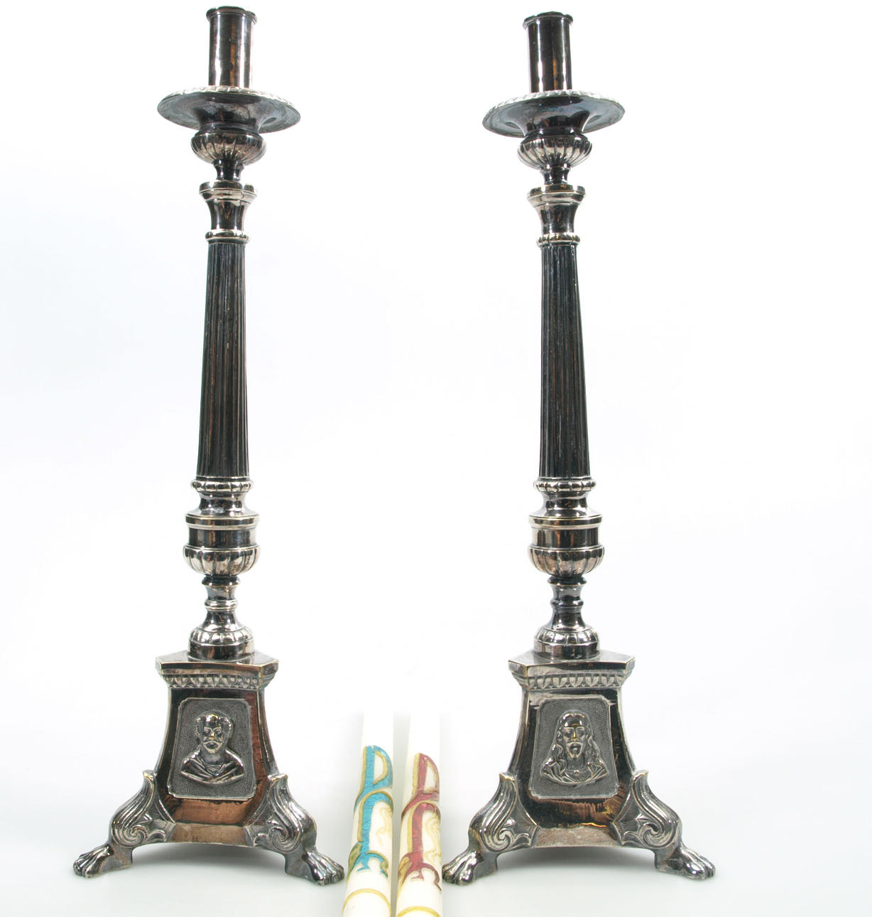 KYRKOLJUSSTAKAR, ett par, försilvrade, barockstil, 1800-tal.