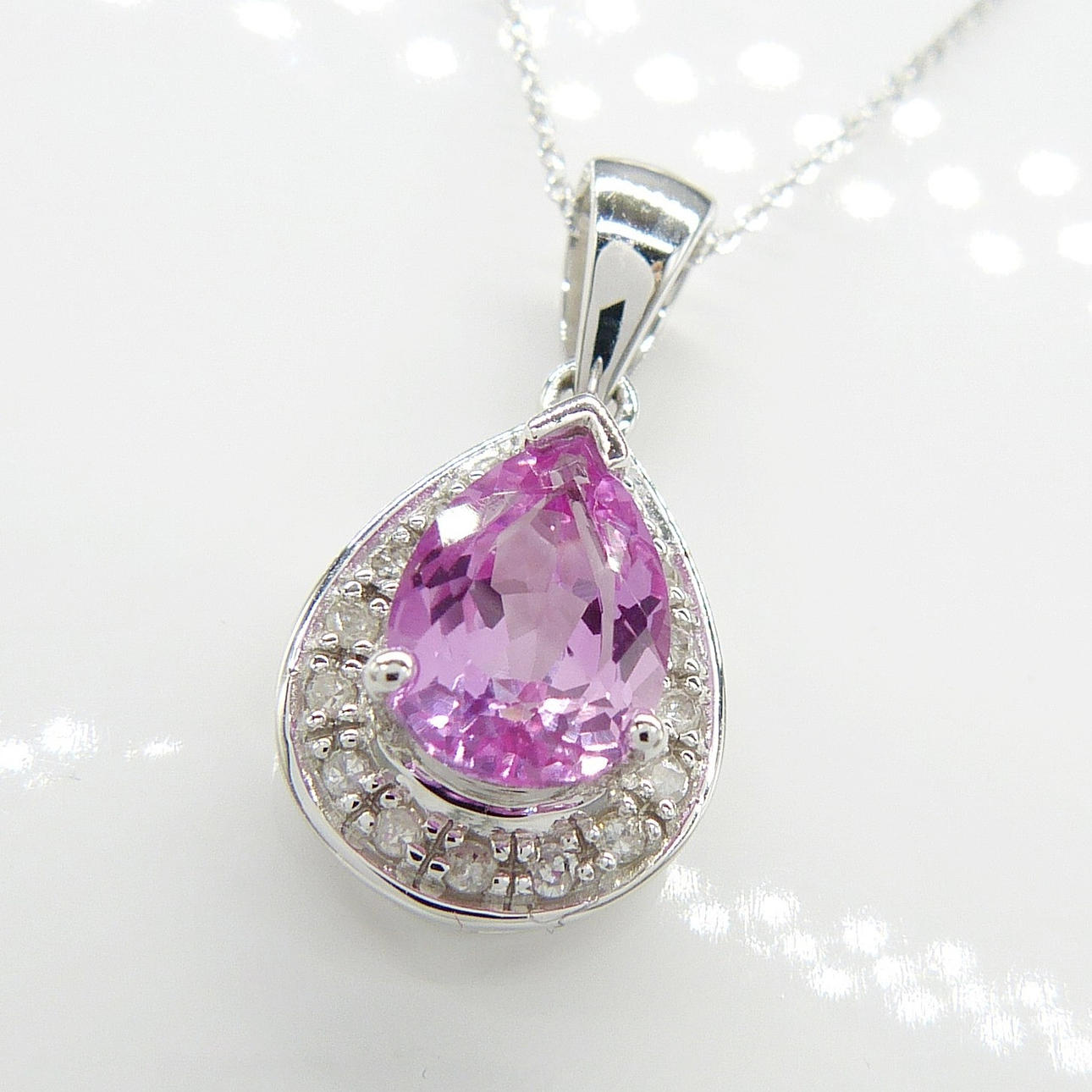 SAPPHIRE & DIAMOND TEAR DROP NECKLACE.