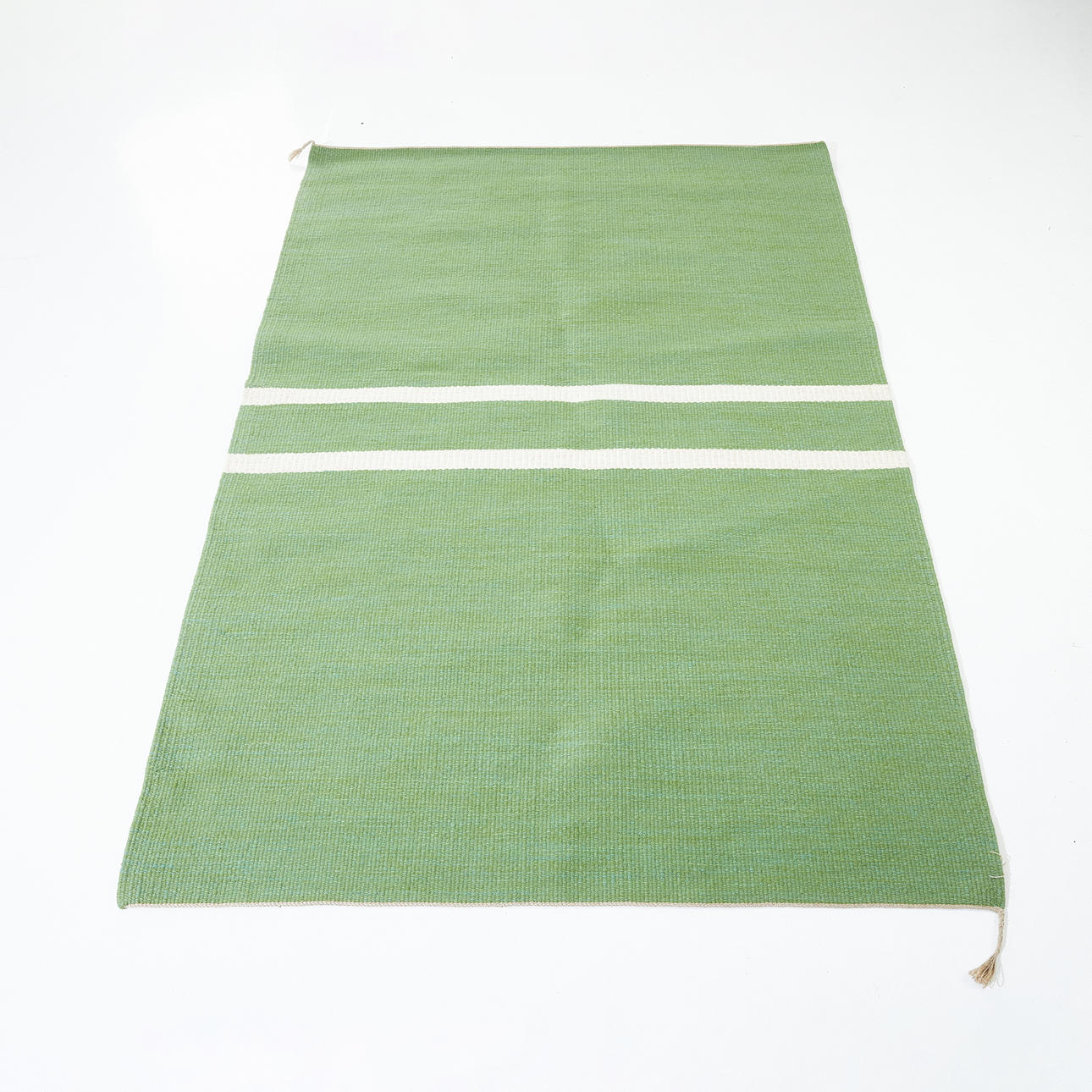 AXECO, Teppich, zeitgenössisch, Schonbezug.