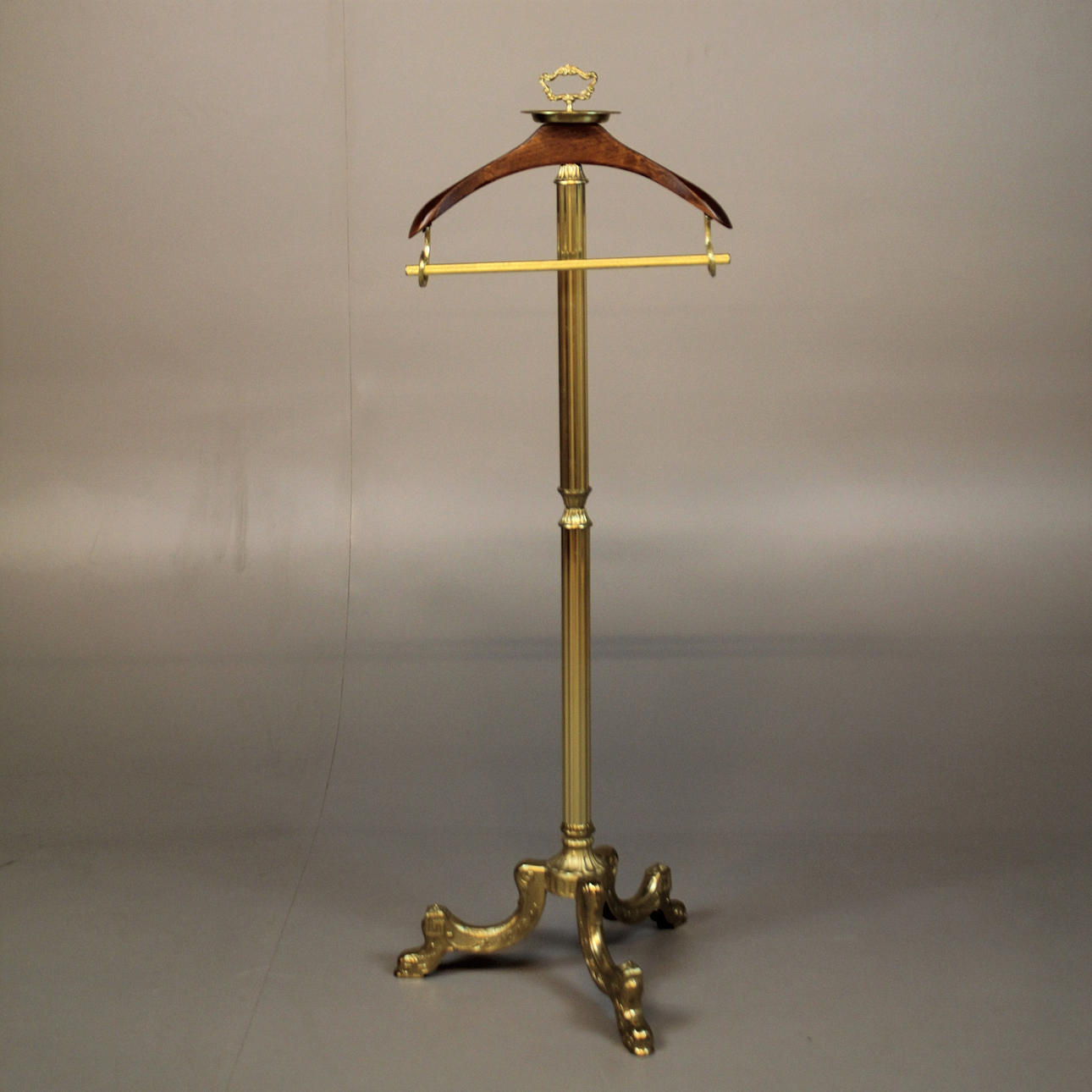 HERRBETJÄNT, förgylld metall / trä.