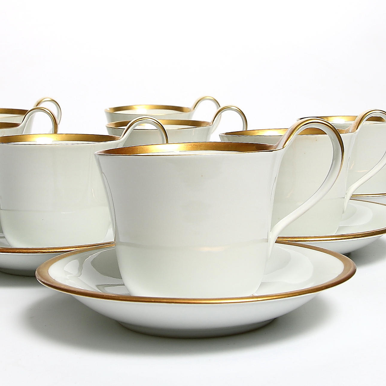 TEKOPPAR med FAT, 17 delar, porslin, "Golden Sun", Sigvard Bernadotte, Bing Gröndal, Danmark. 1900-tal.