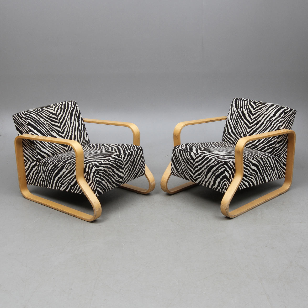 FÅTÖLJER 1 par, modell 44, Alvar Aalto, Artek.