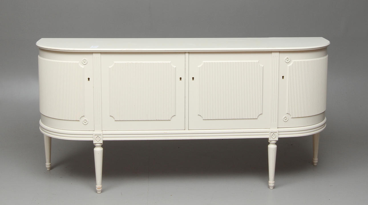 BUFFÉ, gustaviansk stil, 1900-tal.