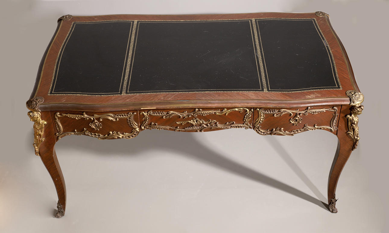 LOUIS XV 1900-TALETS STIL KONTORSBORD.
