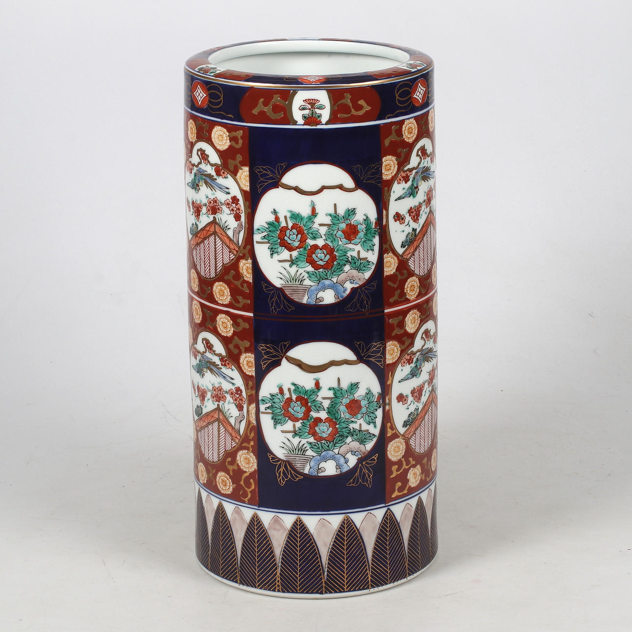 PARAPLYSTAND, keramik, guld Imari, Japan. 20. århundrede.