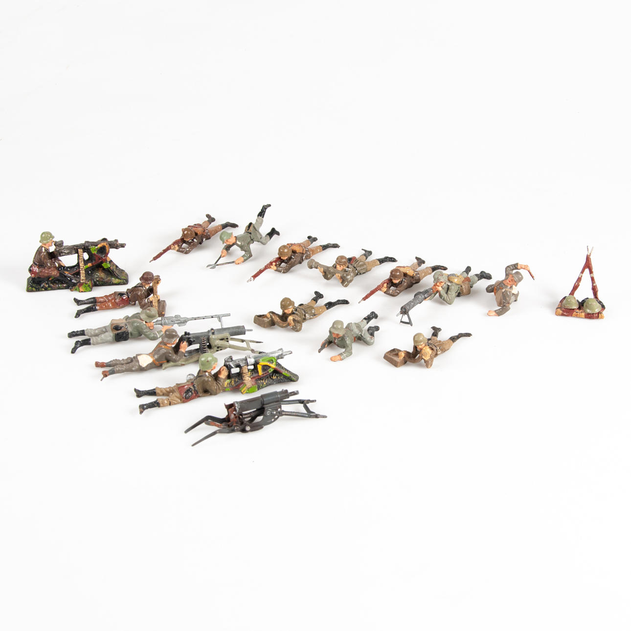 ELASTOLINE FIGUREN. WW2, Soldaten liegend.