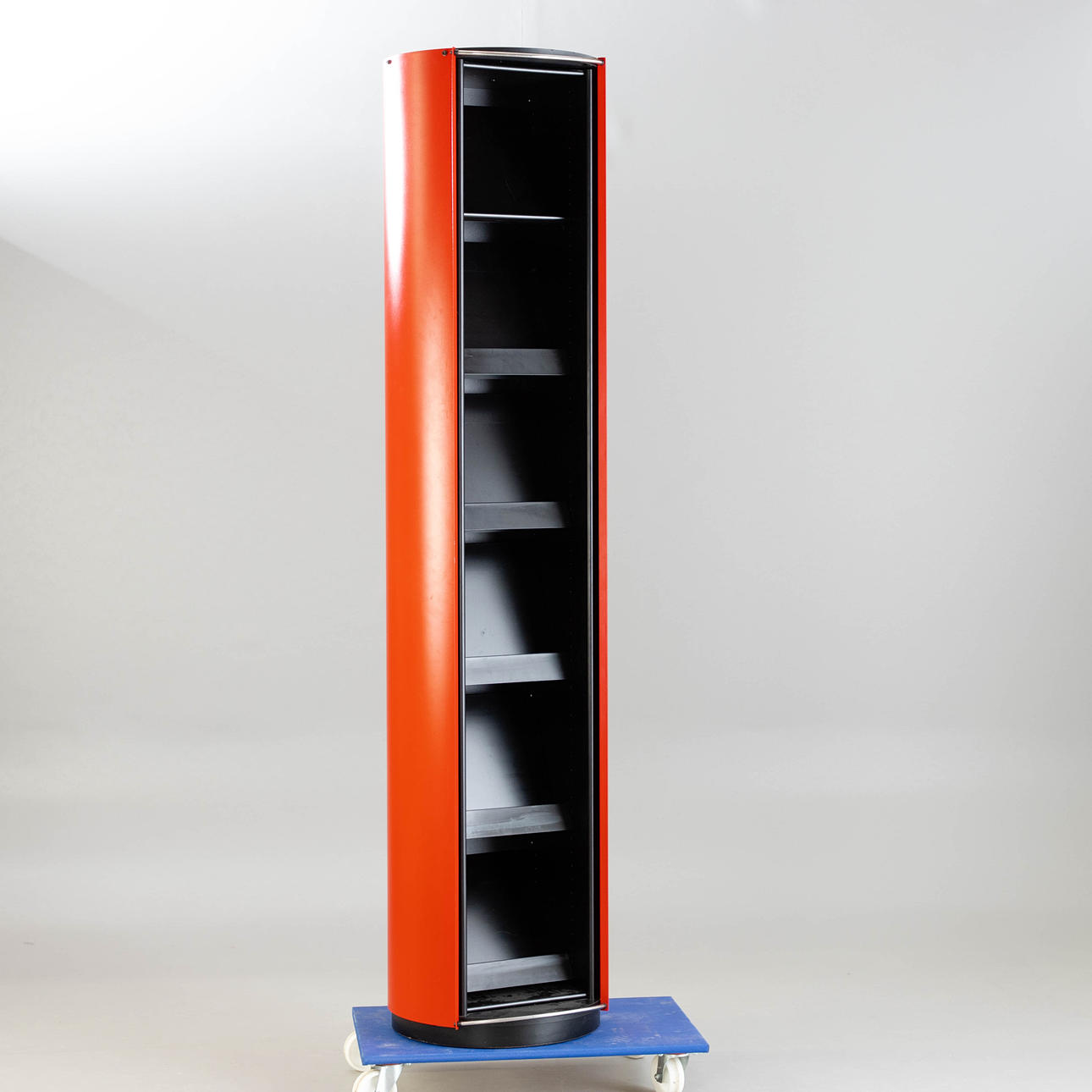 HANS EICHENBERGER. Wogg, Litfaßsäule / Regal 'Amor'.