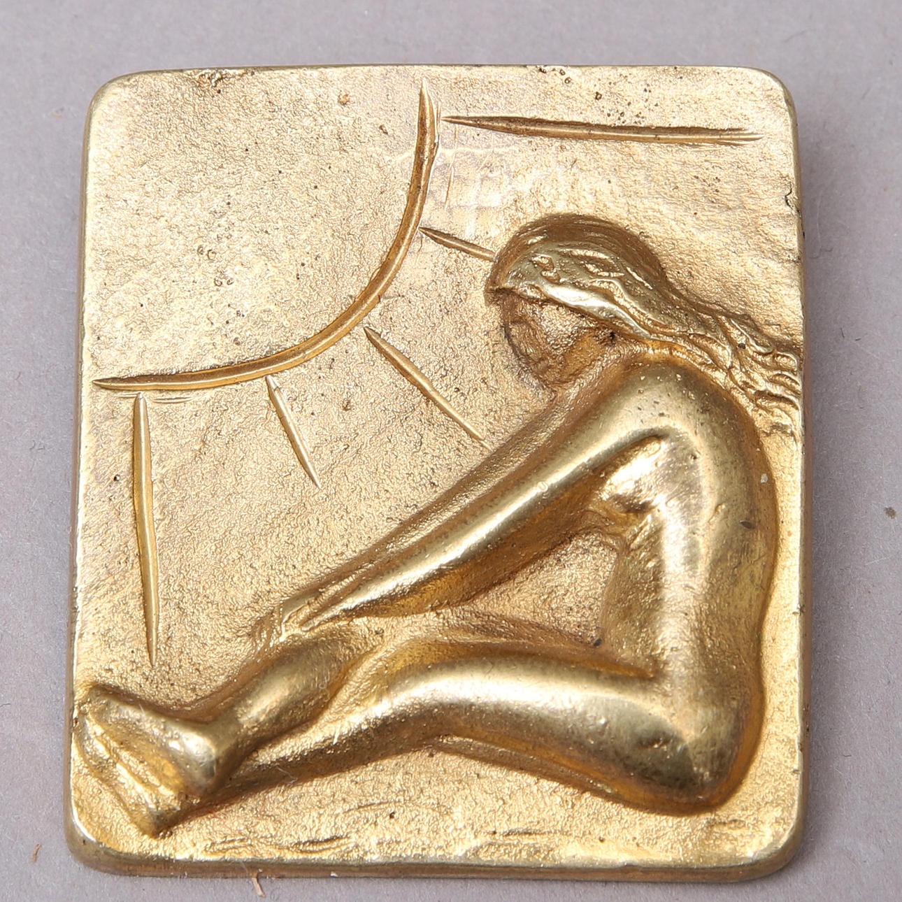 ASTRID WESSEL. broche, bronze, 20. århundrede.