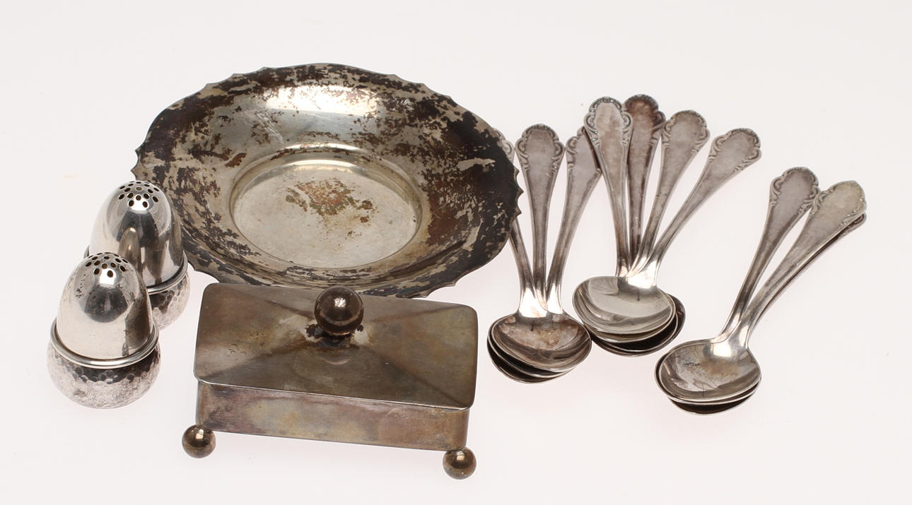 PARTI SILVER, 13 delar, bland annat kaffeskedar. Tot vikt 263 gram.