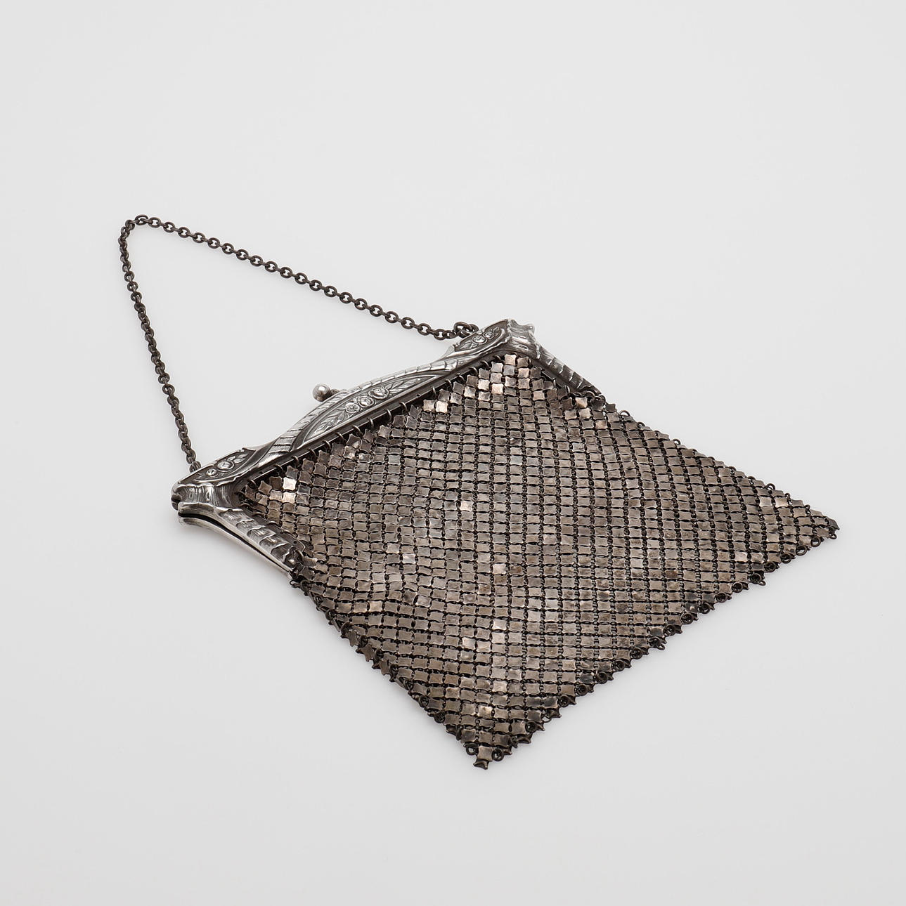 AFTONVÄSKA, SILVER, omkring 1900.