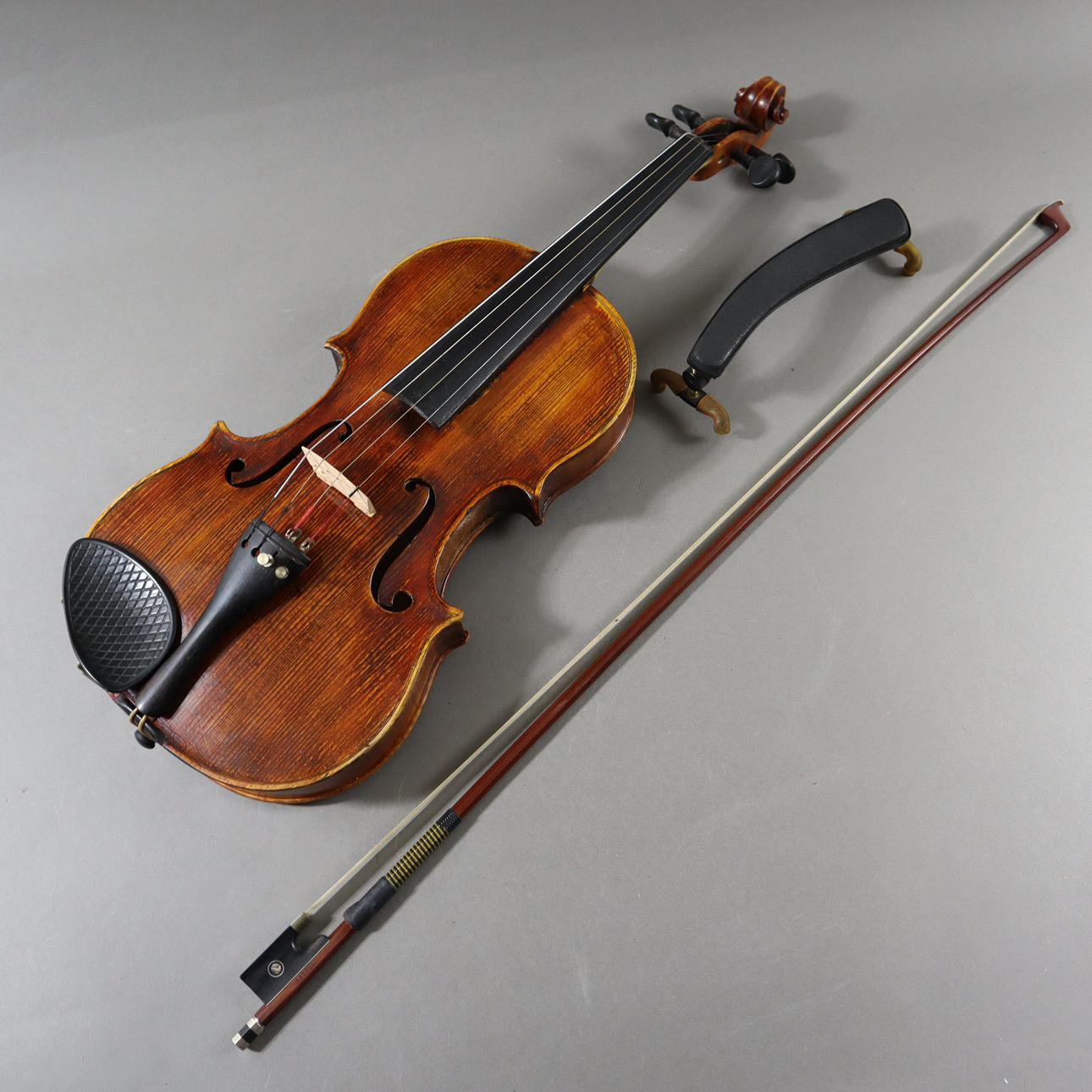 VIOLIN - SIZE 4/4, 