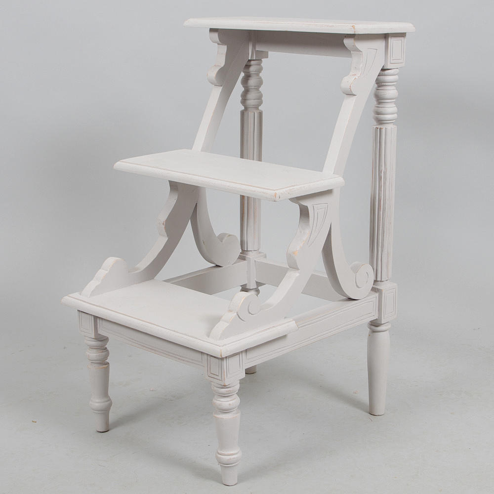 BIBLIOTEKSSTEGE, viktoriansk stil, gråmålad.