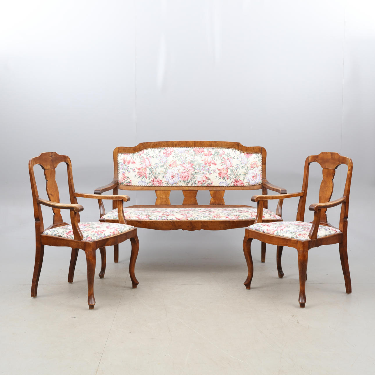 KØKKENSOFA og LÆNESTOL, 3 dele.