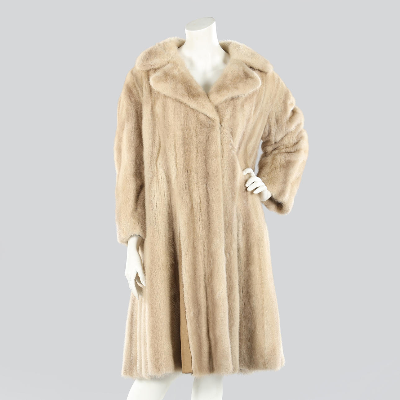 Frakke I PALOMINO FARVE MINK, STØRRELSE 40.