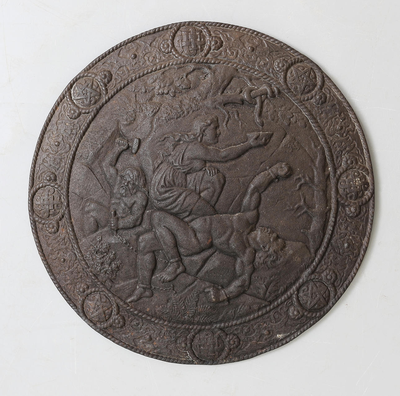ESCUDO, Hierro fundido, siglo XIX.