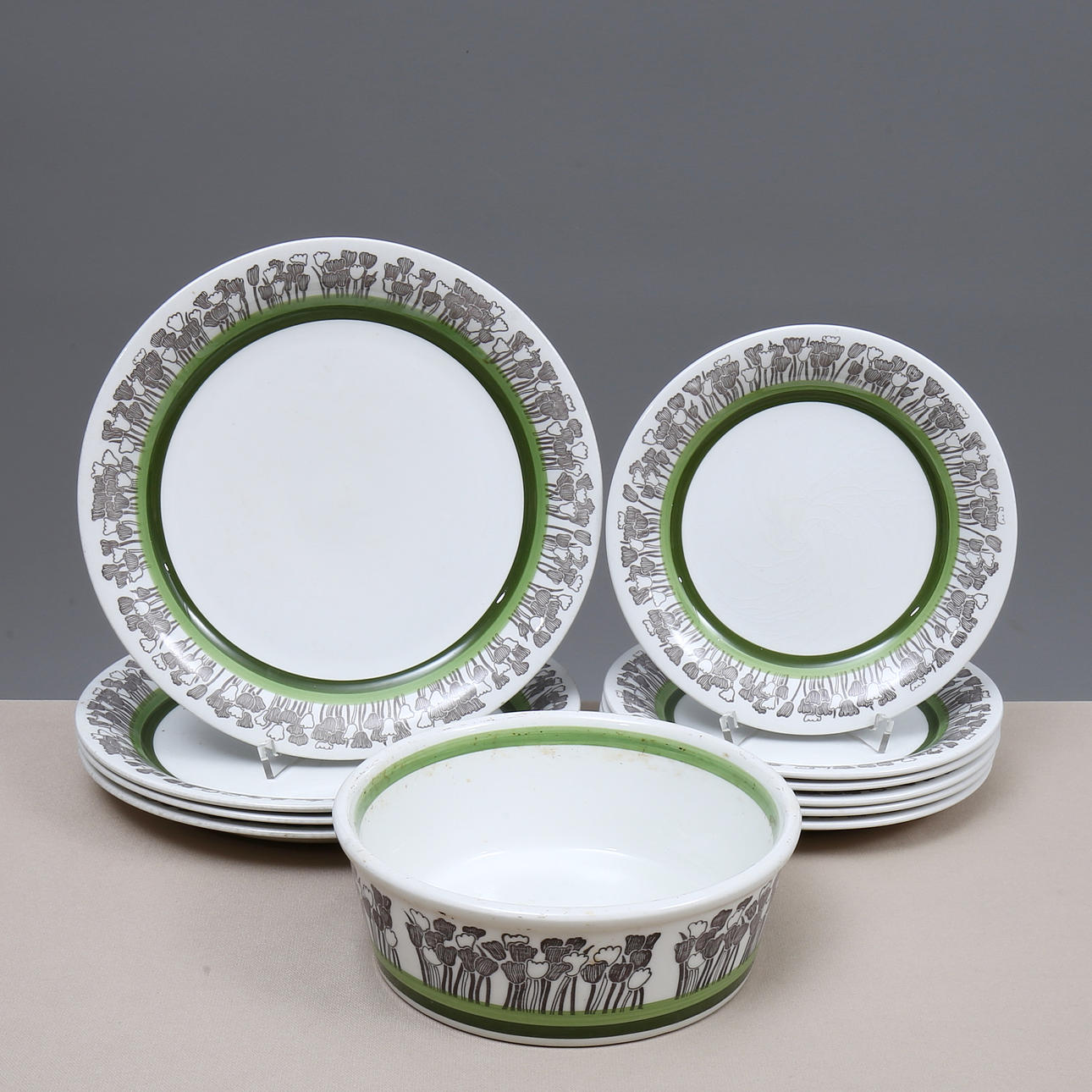 SERVISDELAR, 11 delar, flintgods, "Tulpan", Gefle.