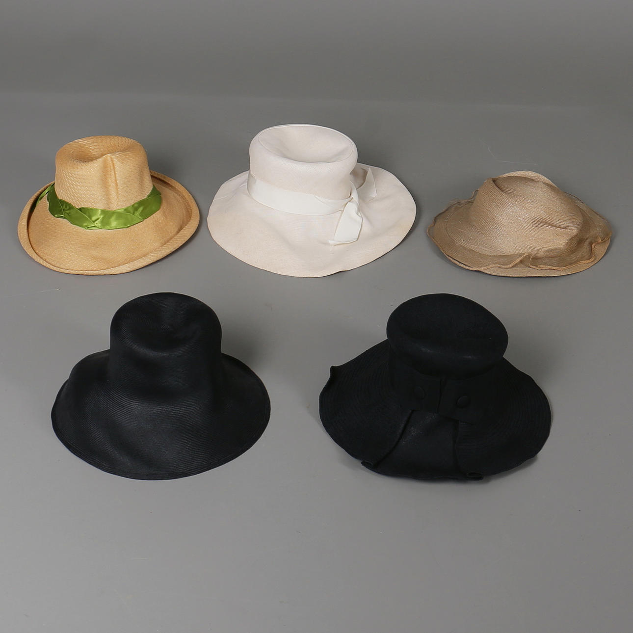 PARTI HATTAR. Sommarhattar. 5 st. Paris, Wien. 1940-60-tal.