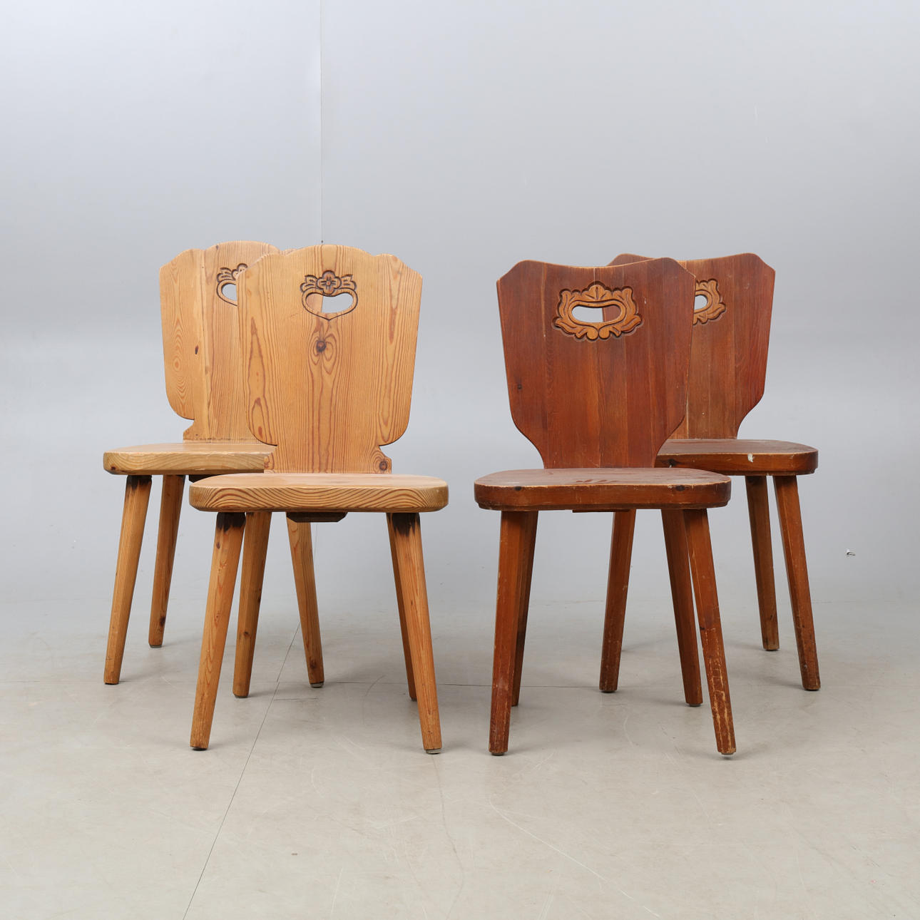 CHAIRS, Pine, 4 pieces.