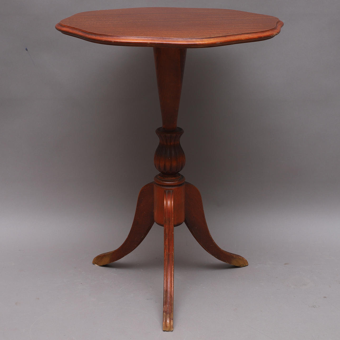 PELARBORD, trä, 1900-tal.