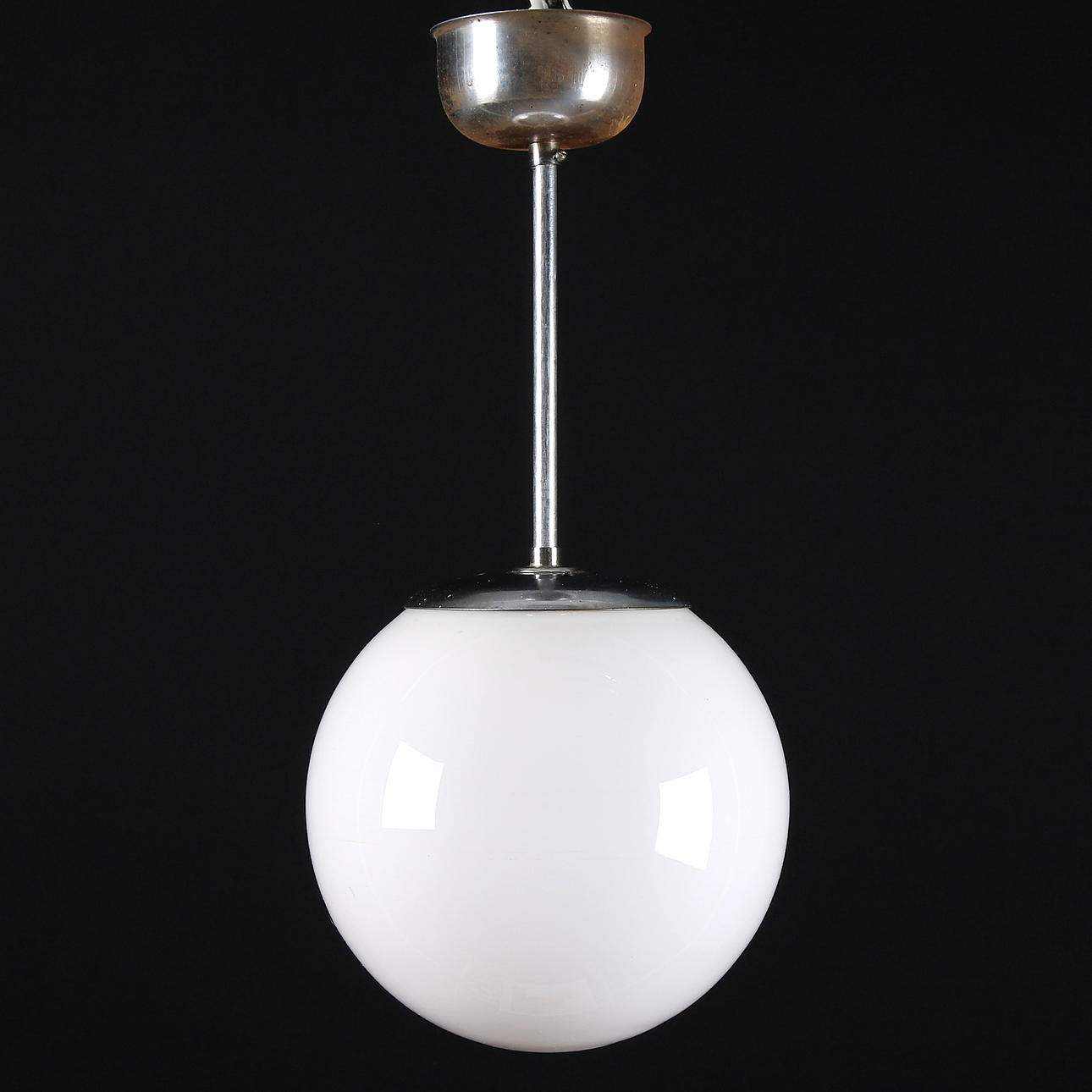 TAKPENDEL, glas samt metall, klotmodell, funkis, 1930-tal.